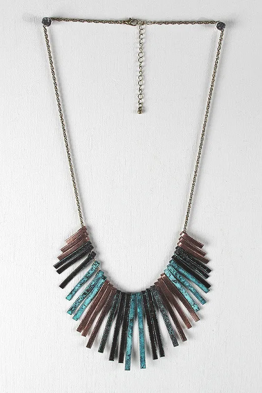 Curved Wave Bib Necklace