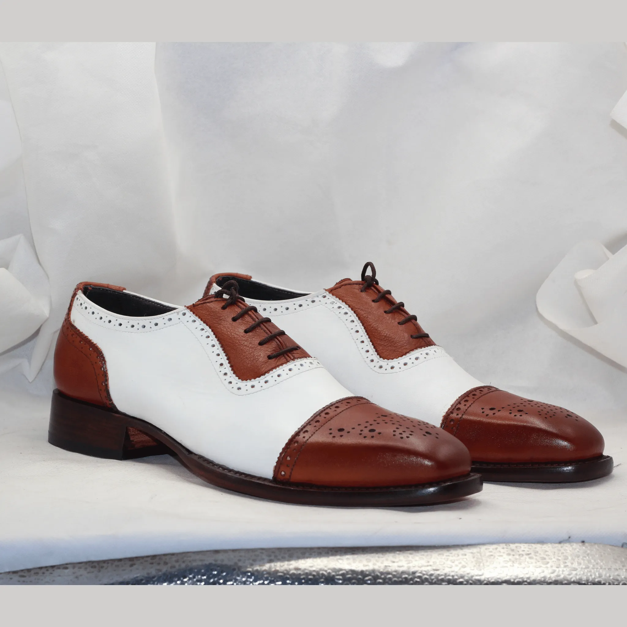 Men's Two-Tone Wingtip Brogues – Artisan-Crafted Leather Oxfords Brown & White Cap-Toe Leather Oxfords – Elegant Formal Shoes – Formal Dress Shoes