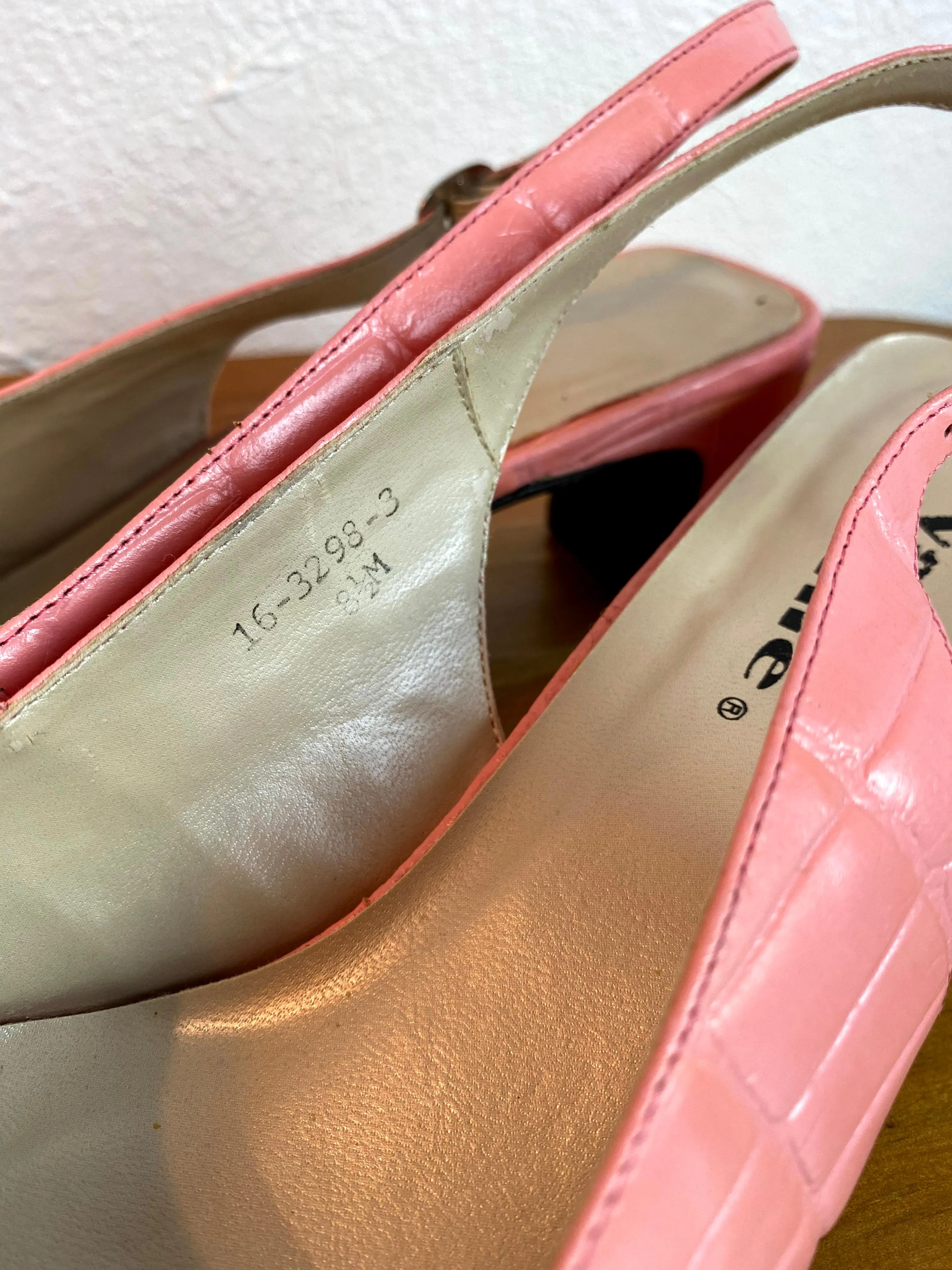 Vintage Valley Lane Pink Slingback Heels